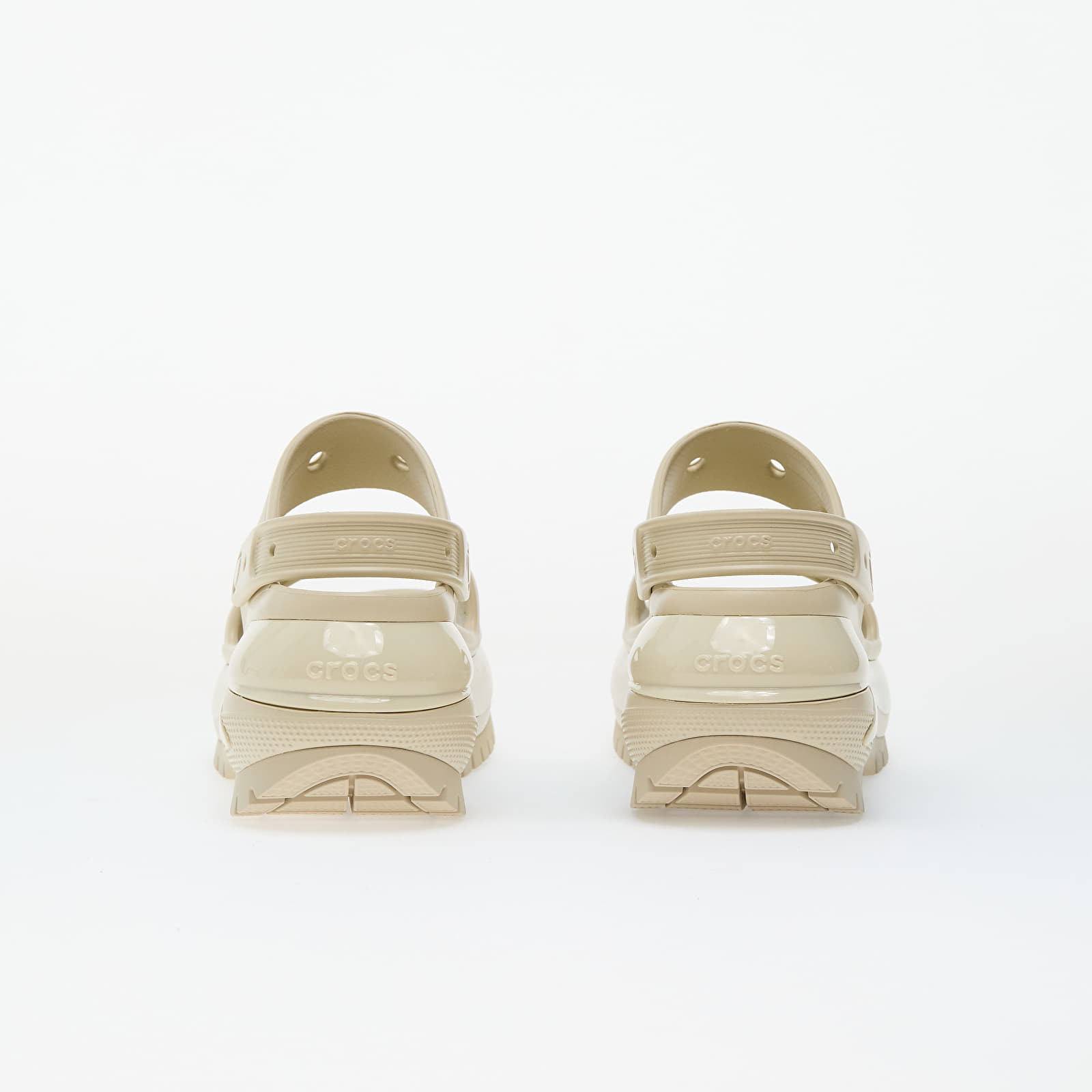 Pánske tenisky a topánky Crocs Classic Mega Crush Sandal Bone