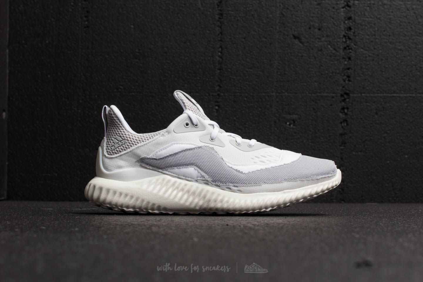 Adidas alphabounce macchie di colore new arrivals