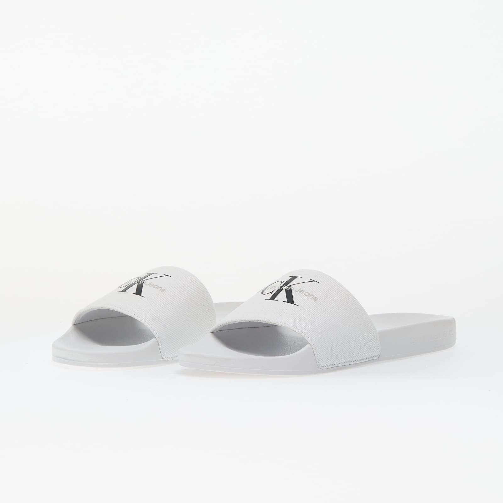 Moteriška avalynė Calvin Klein Jeans Slide Monogram Wn White