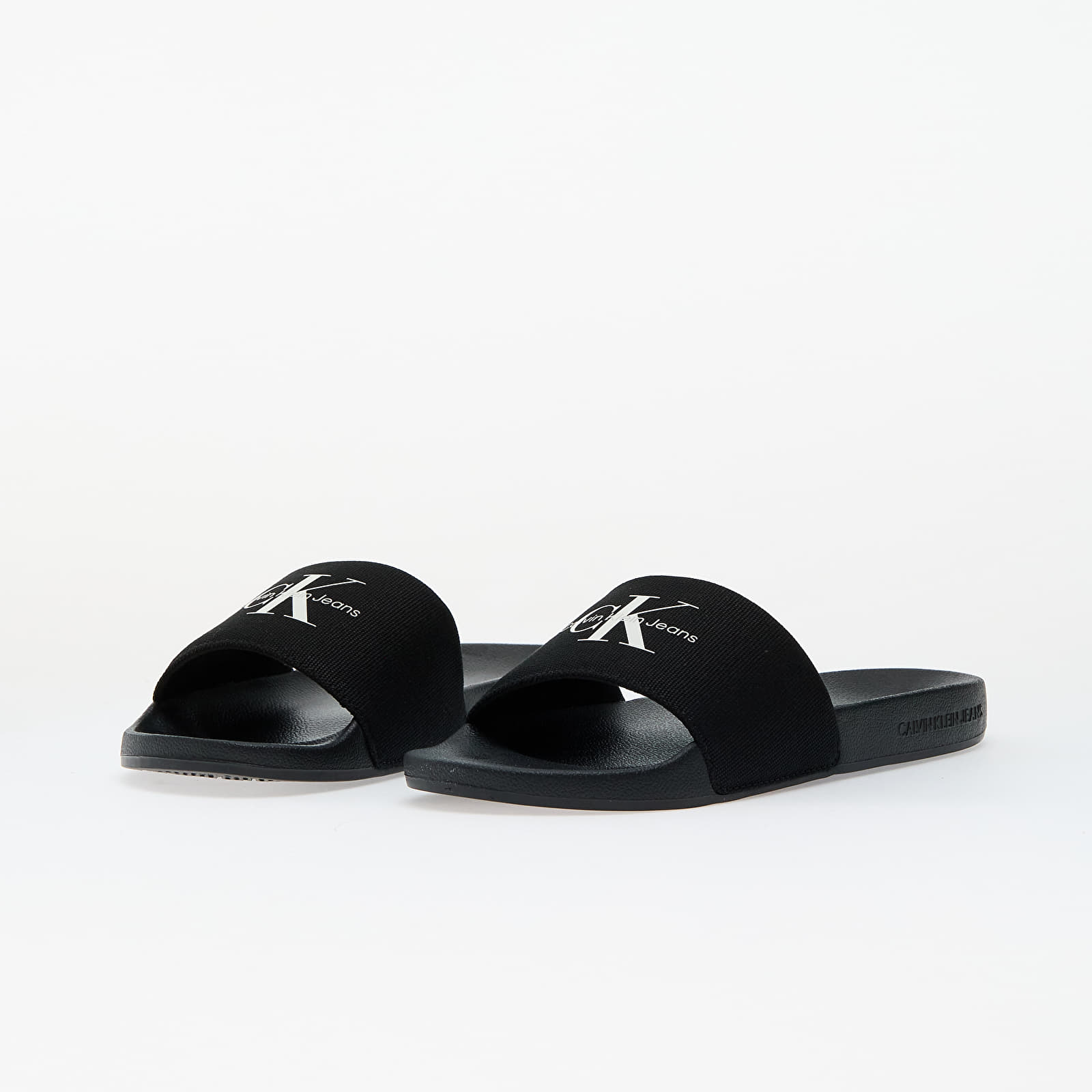 Încălțăminte și sneakerși pentru femei Calvin Klein Jeans Slide Monogram Wn Black