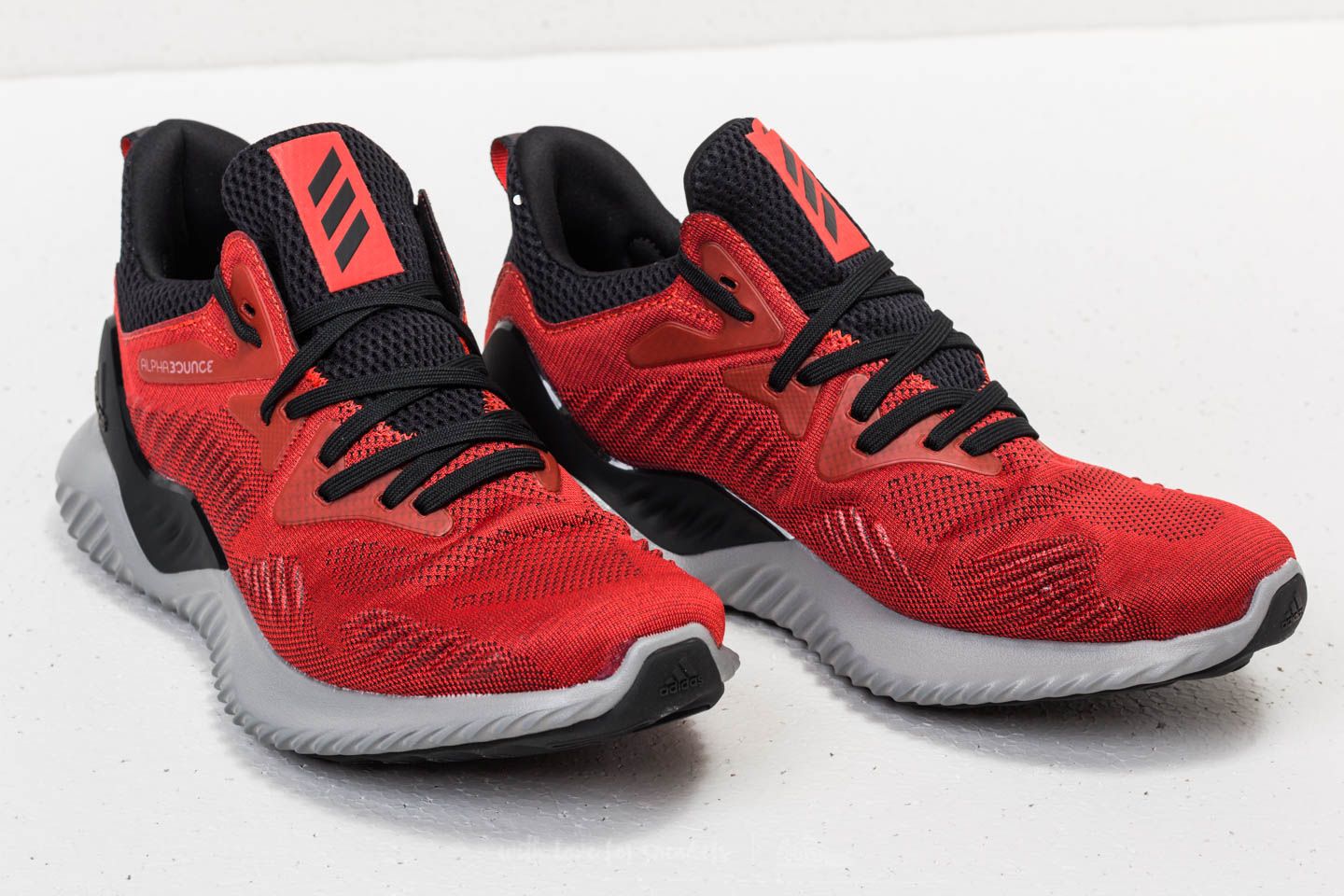 Alphabounce beyond red store