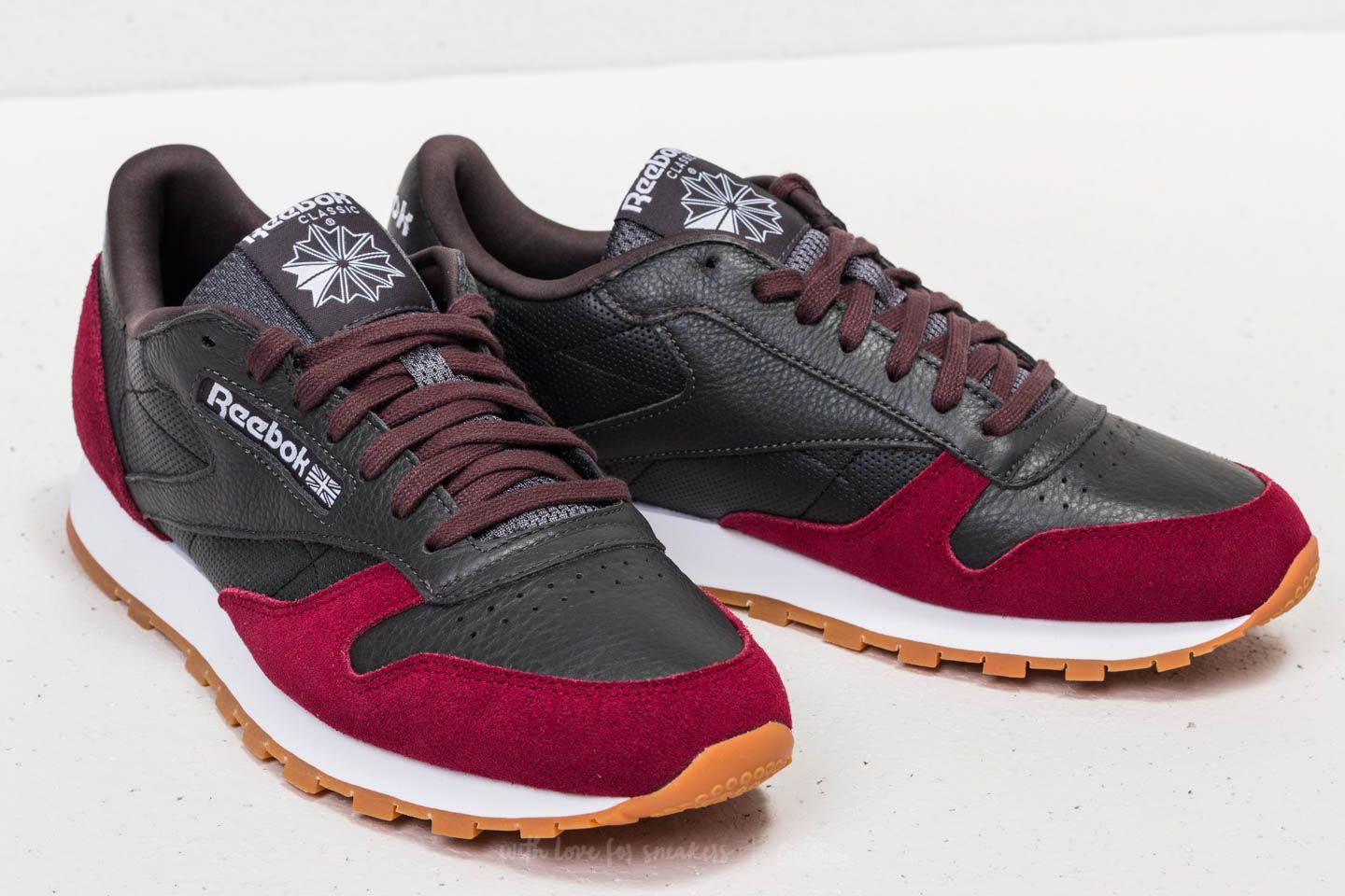 Herren Sneaker und Schuhe Reebok Classic Leather GI Coal/ Urban Maroon-White-Gum