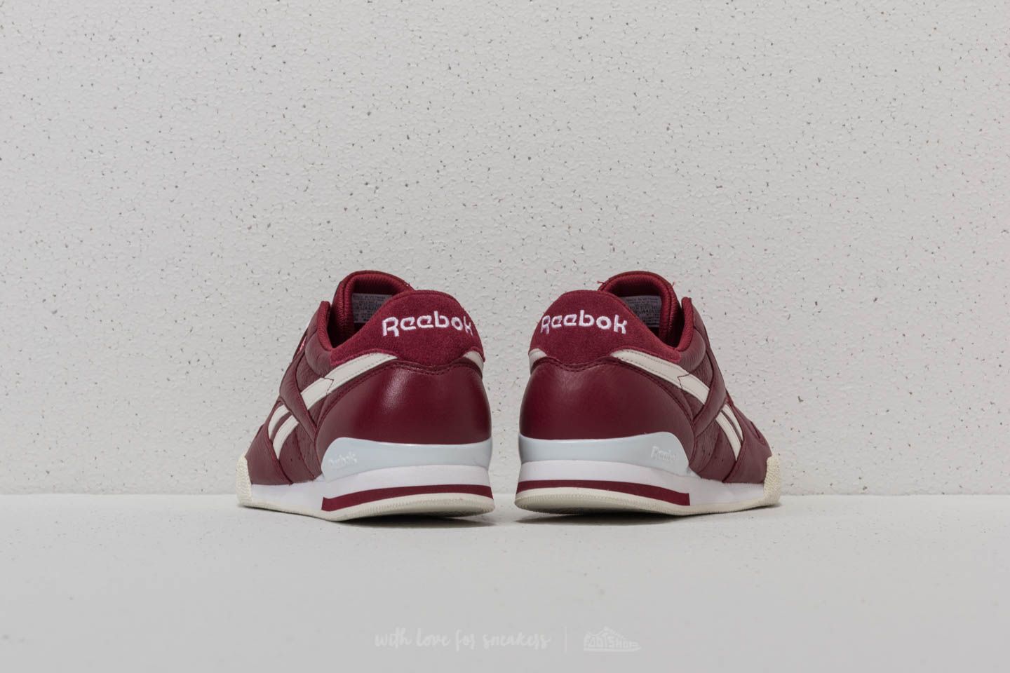 Miesten kengät Reebok Phase 1 Pro DL Urban Maroon/ Cloud Grey