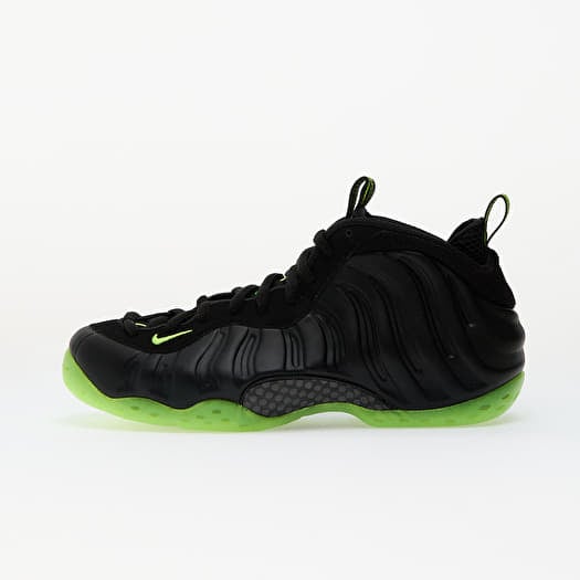 Nike Air Foamposite One Black/ Volt