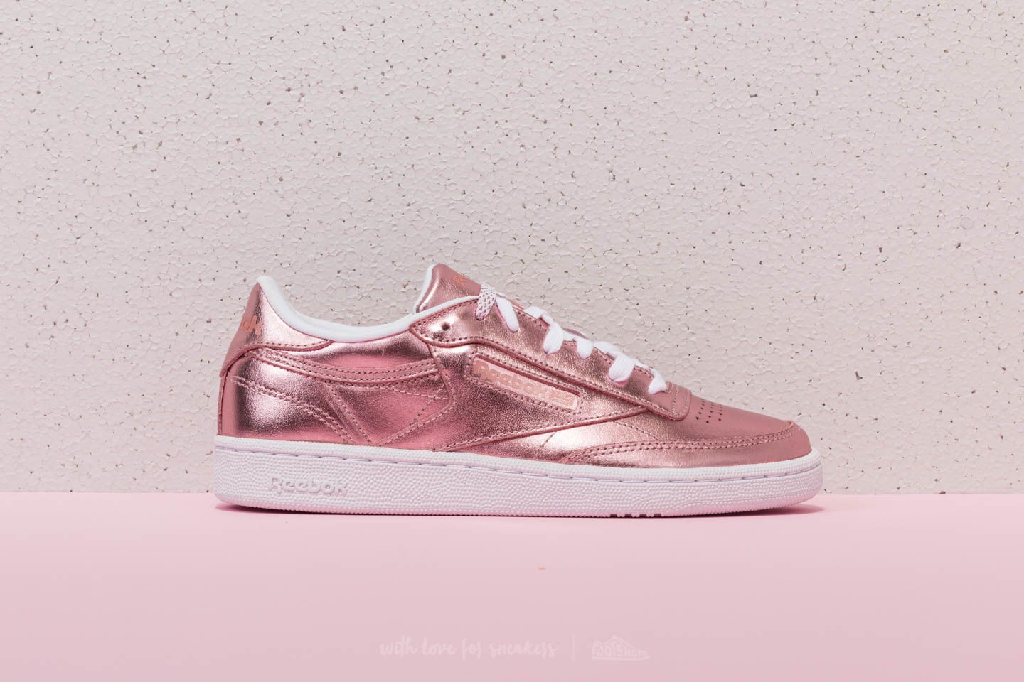 Women s shoes Reebok Club C 85 S Shine Copper White Footshop