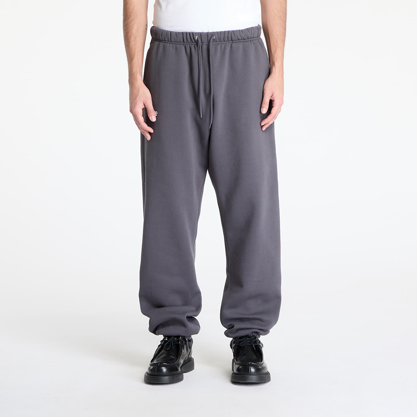 Jogginghosen Patta Classic Jogging Pants Forged Iron
