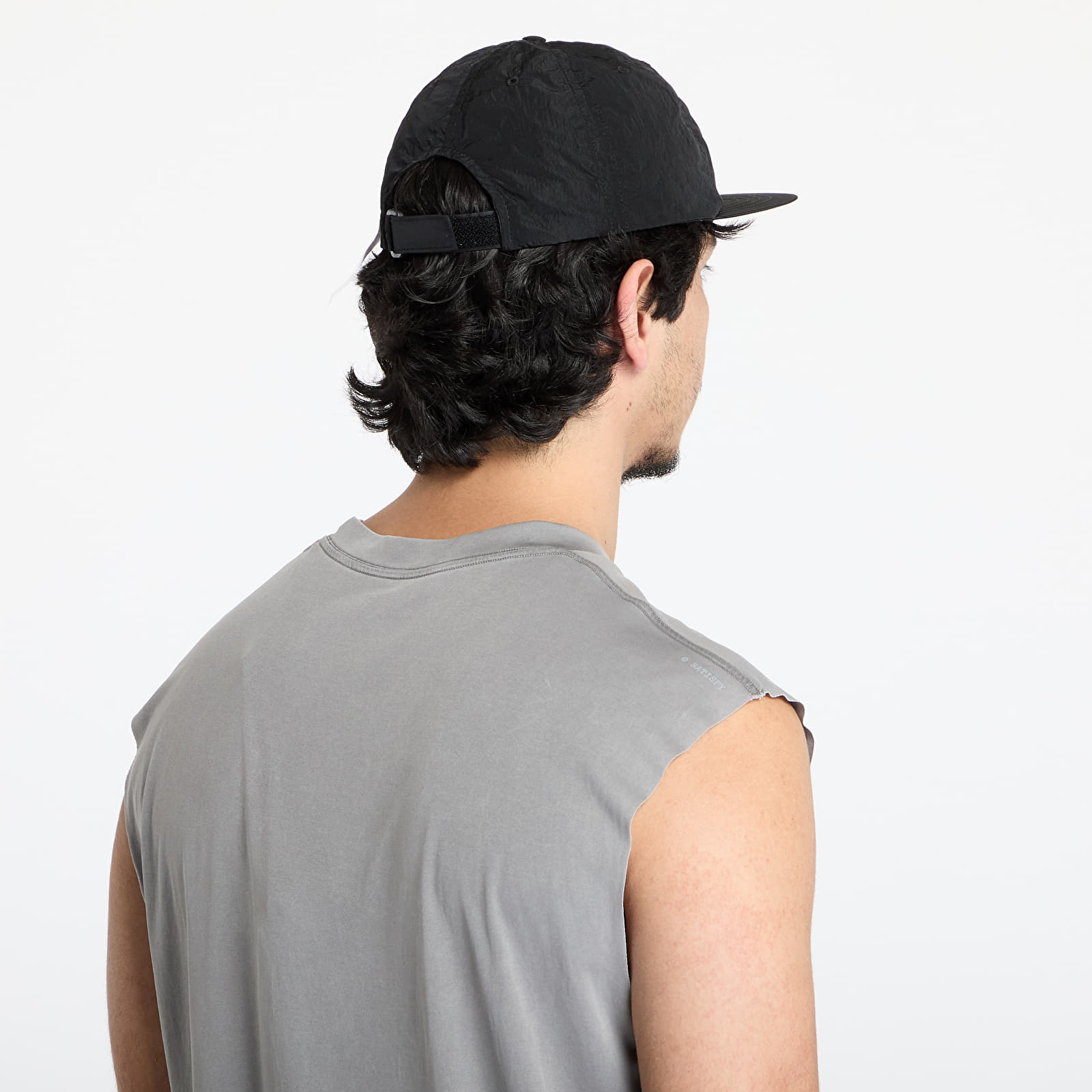 Caps Satisfy FliteSilk Running Cap Black