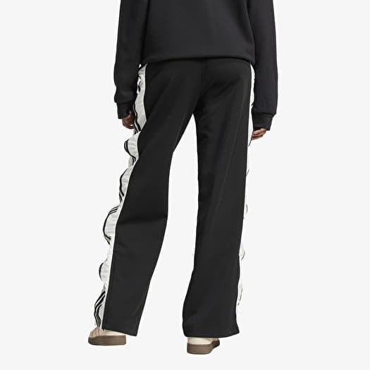 adidas R3CD TRACK PANTS ブラック/ホワイト Clothing - adidas Originals R3CD Track Pants - Black | adidas Oman