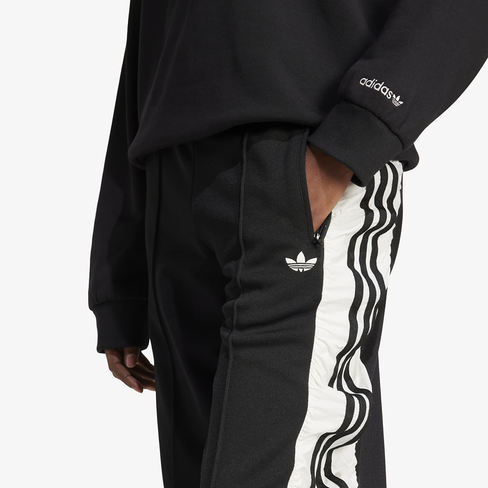 Dámské kalhoty adidas R3Cd Track Pant Black/ Black