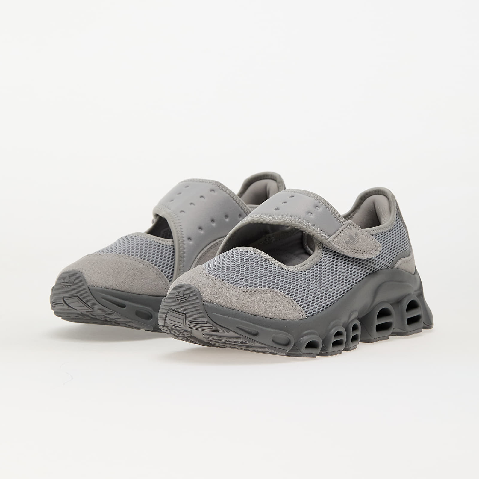 Încălțăminte și sneakerși pentru femei adidas Adifom Megajane W Grey Three/ Grey Two/ Silver Metallic