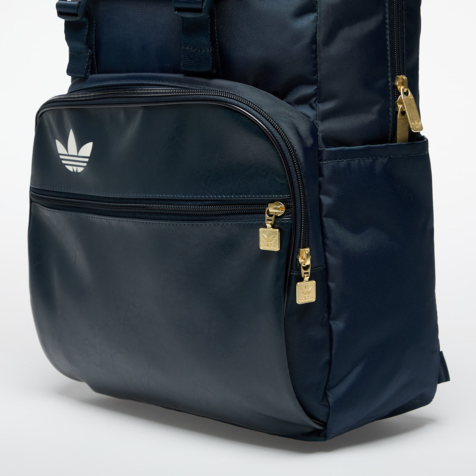 Batohy adidas Flap Backpack Aurora Ink