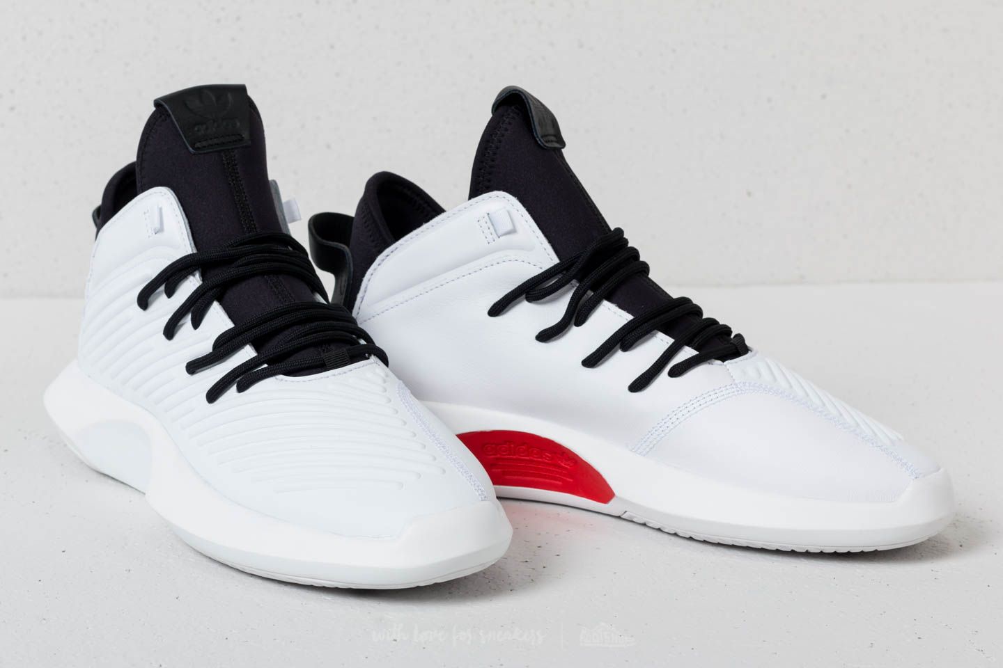 Crazy 1 adv white top