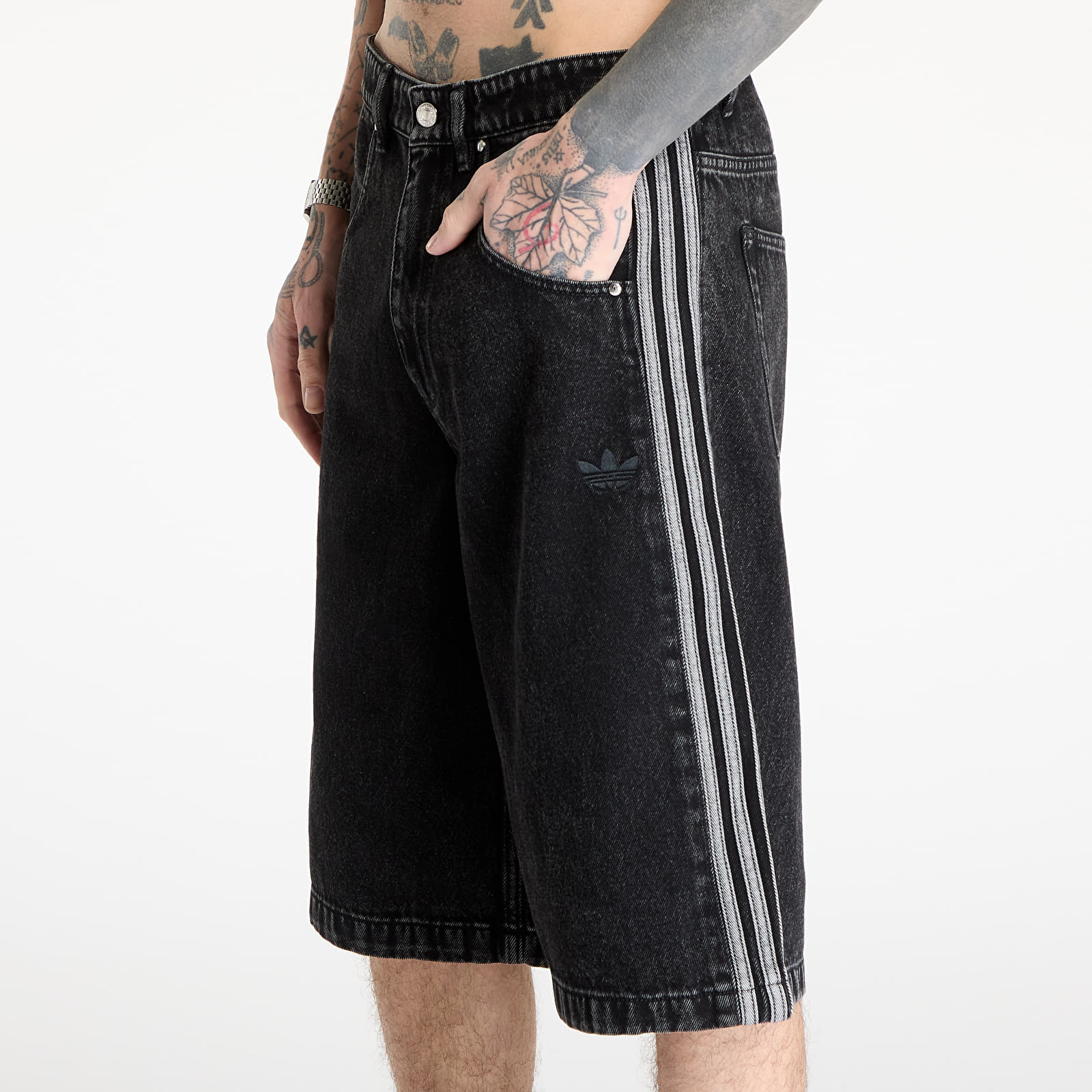 Kurzhosen adidas Firebird Adicolor Denim Shorts True Black Denim