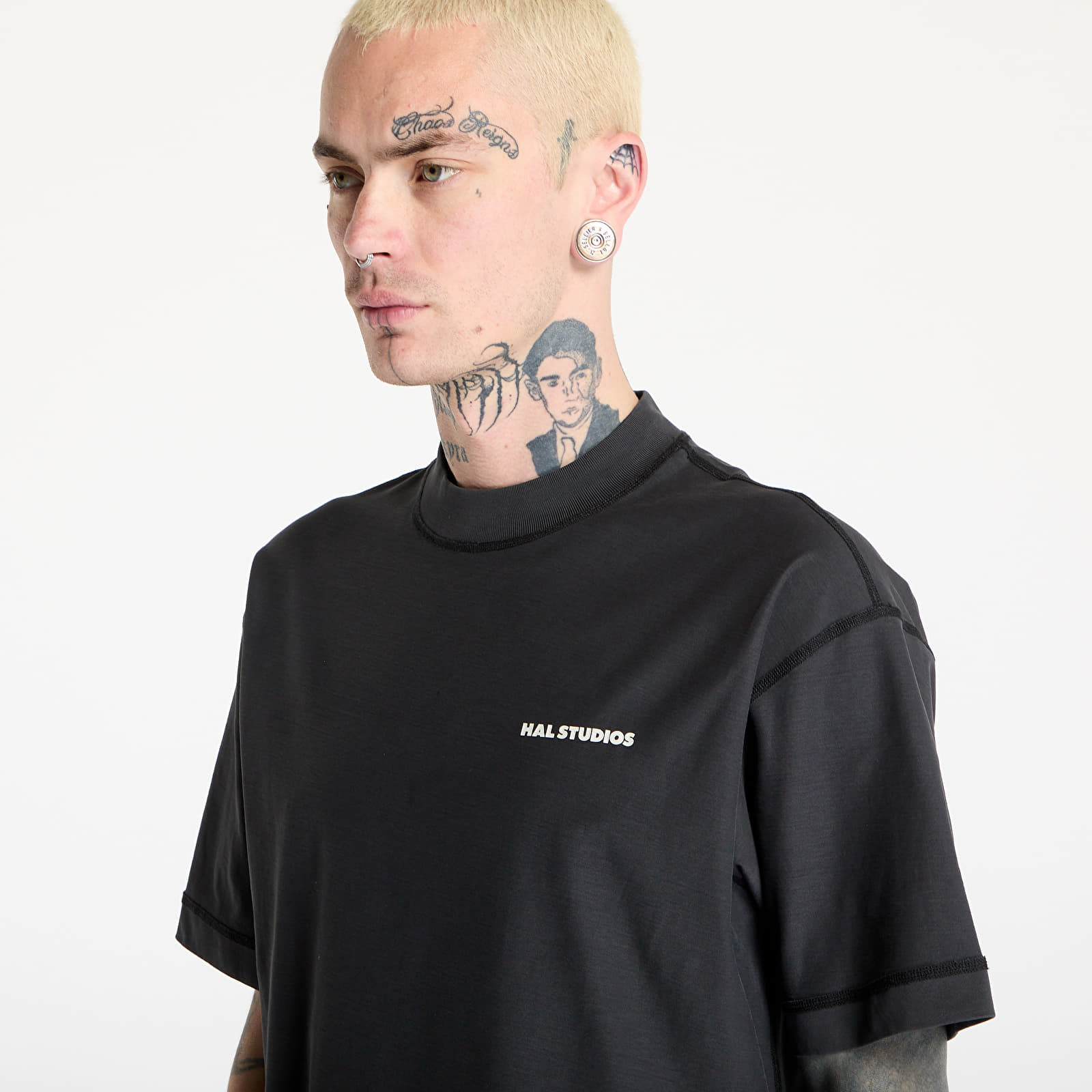 T-shirts HAL STUDIOS® Inside-Out Uniform T-Shirt UNISEX Black