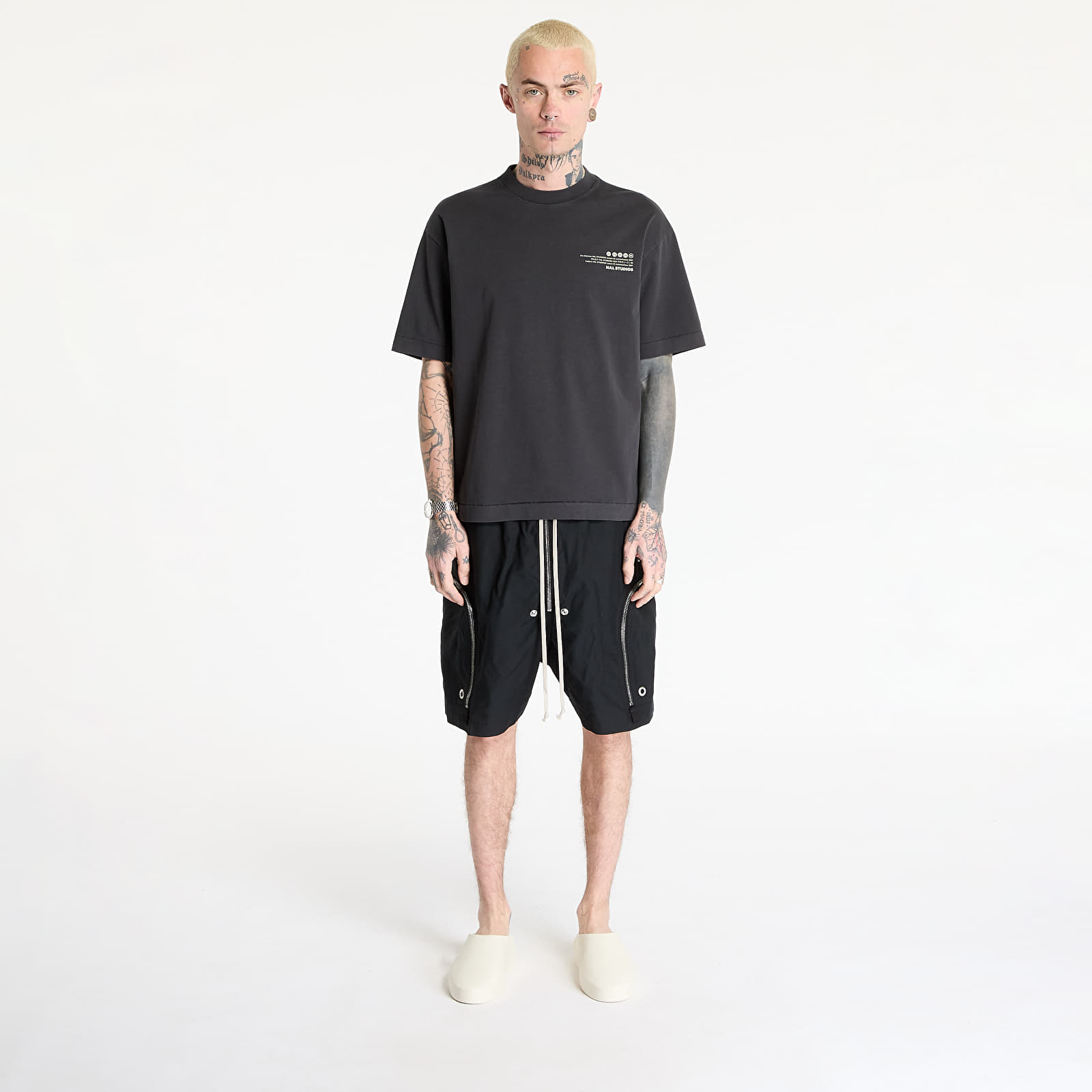 T-paidat HAL STUDIOS® Season 05 T-Shirt UNISEX Black