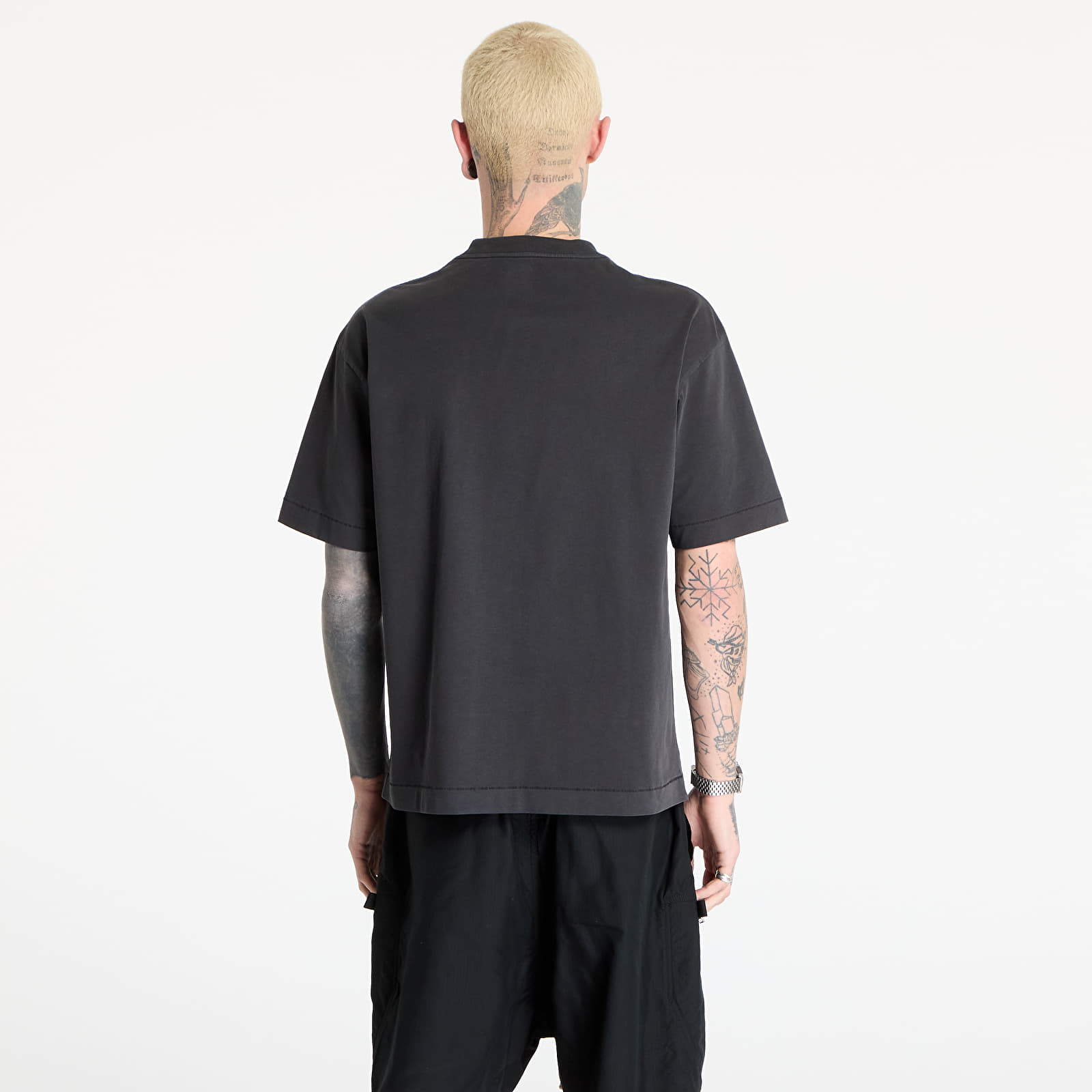 T-Shirts HAL STUDIOS® Halhaus T-Shirt UNISEX Black