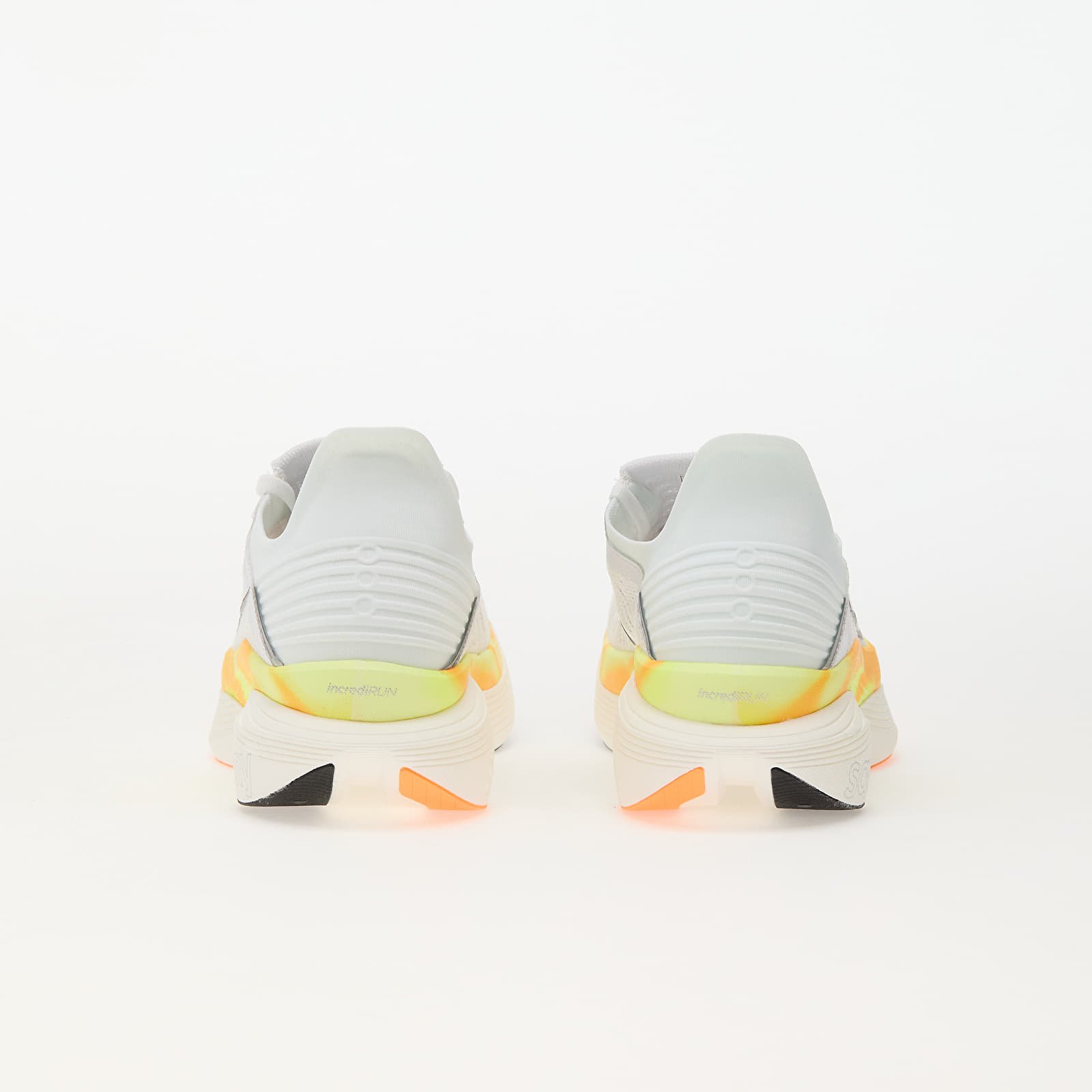 Scarpe uomo Saucony Endorphin Elite 2 White/ Peel