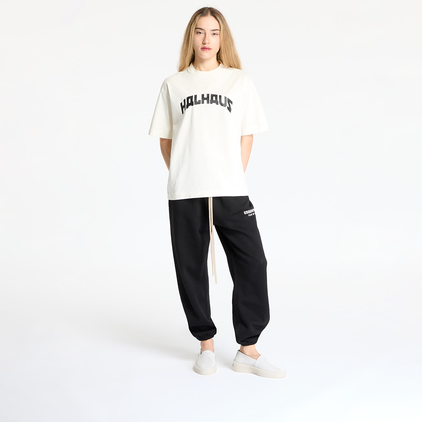 T-paidat HAL STUDIOS® Halhaus T-Shirt UNISEX Off-White