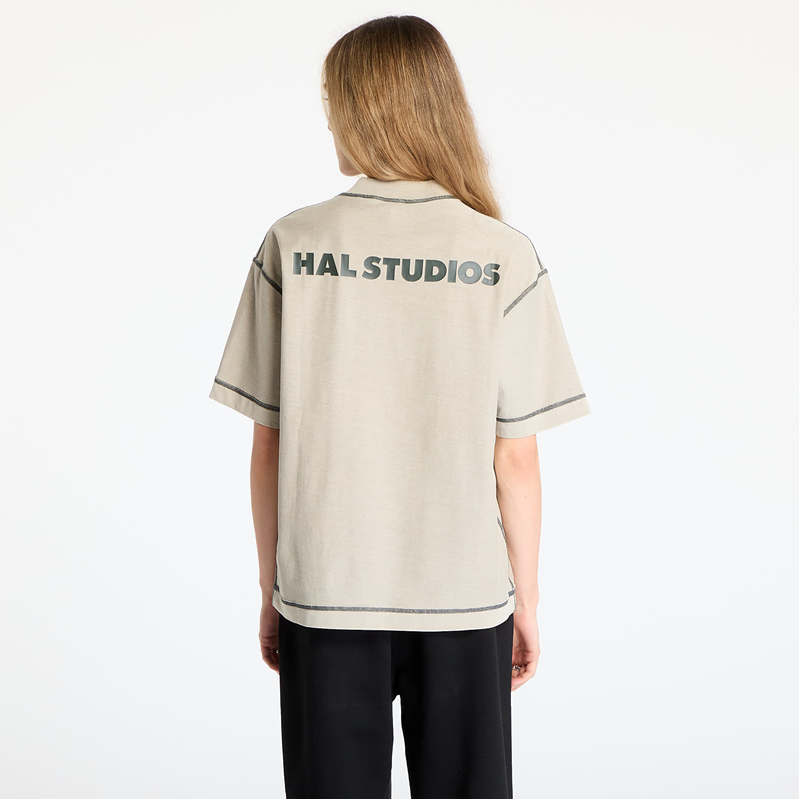 T-paidat HAL STUDIOS® Inside-Out Uniform T-Shirt UNISEX Dune