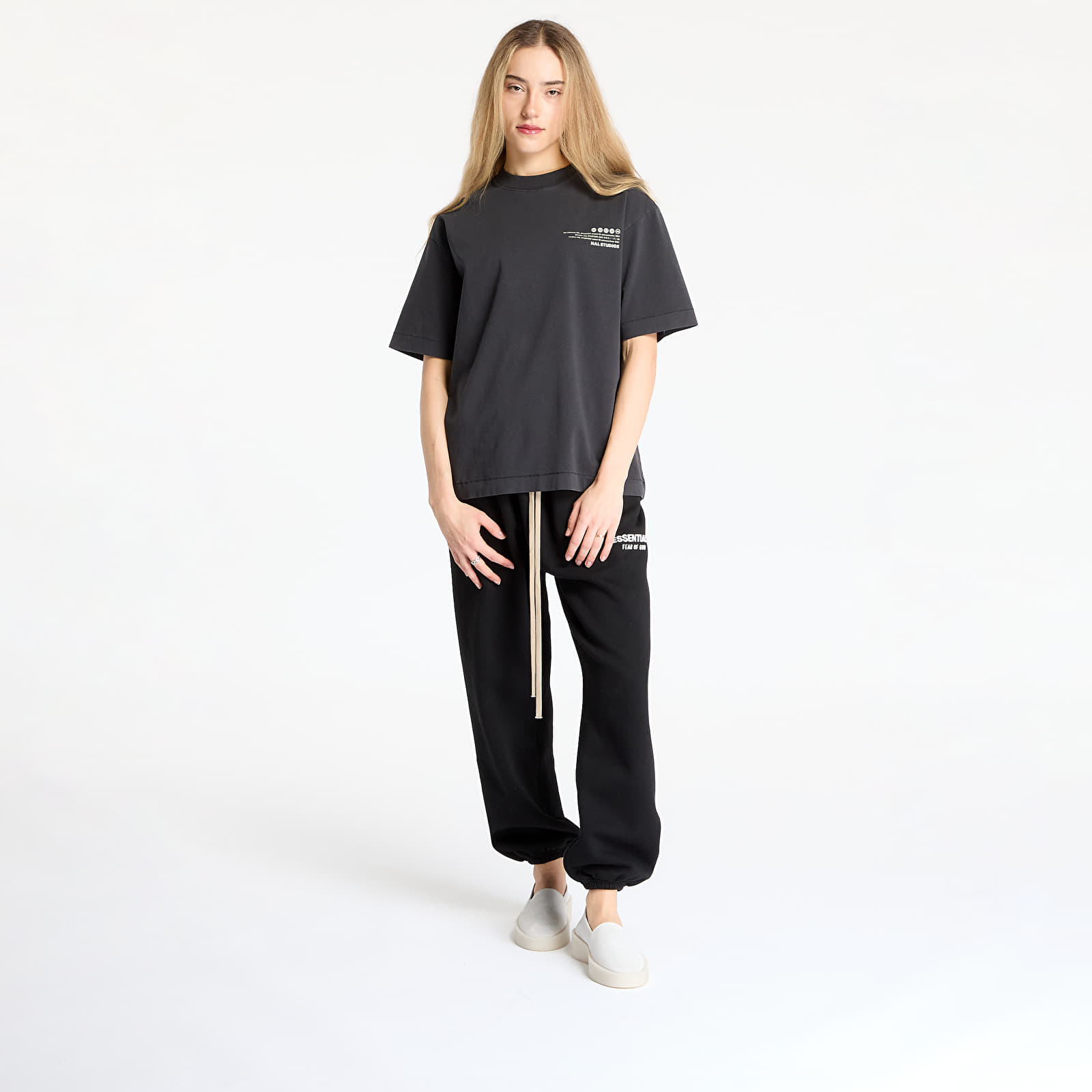 T-paidat HAL STUDIOS® Season 05 T-Shirt UNISEX Black