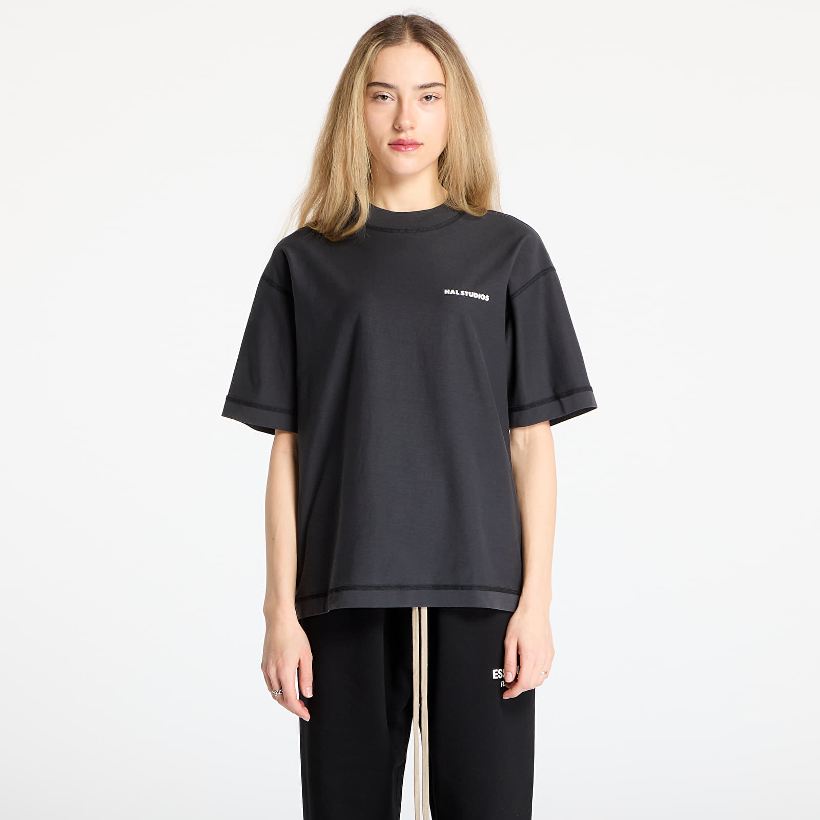 T-shirts HAL STUDIOS® Inside-Out Uniform T-Shirt UNISEX Black