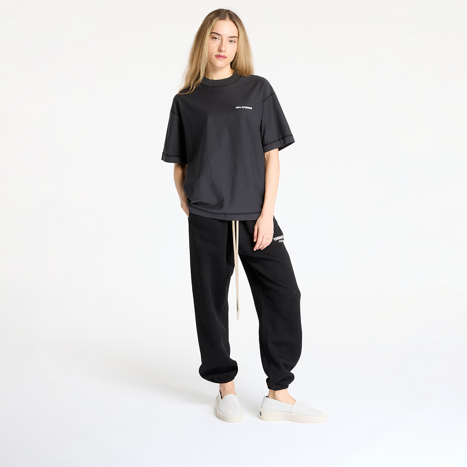 T-shirts HAL STUDIOS® Inside-Out Uniform T-Shirt UNISEX Black