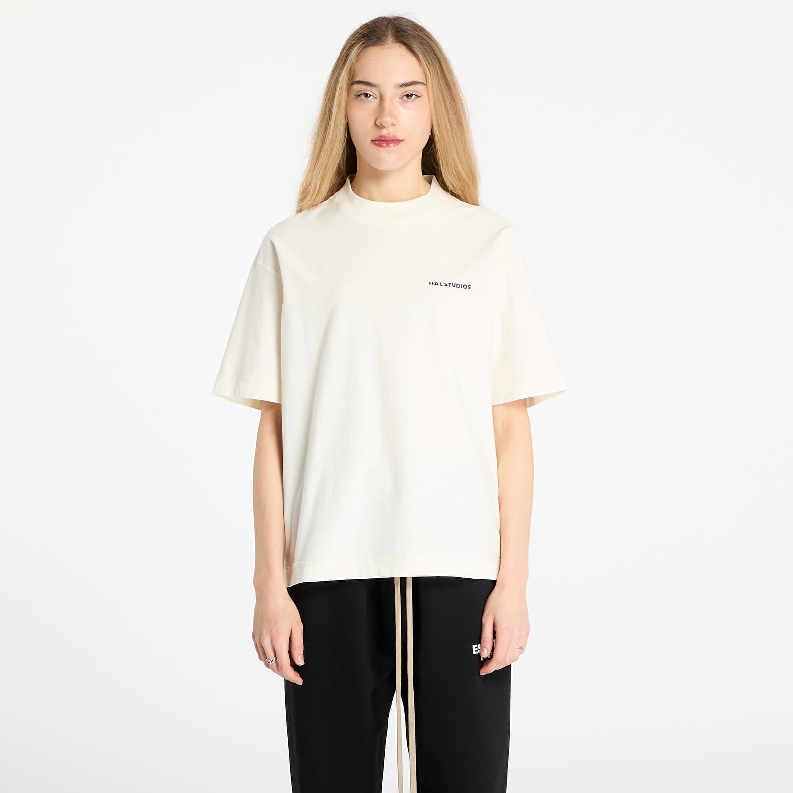 T-shirts HAL STUDIOS® Inside-Out Uniform T-Shirt UNISEX Off-White