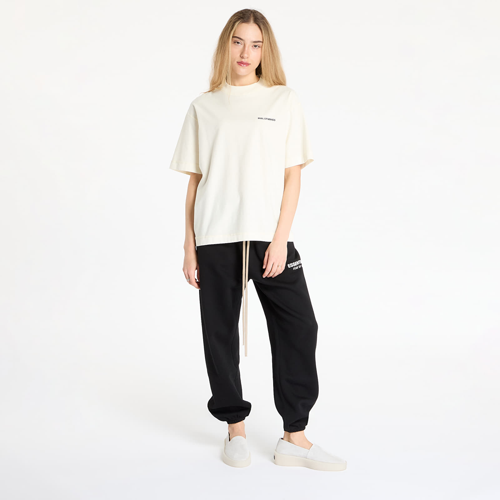 T-shirts HAL STUDIOS® Inside-Out Uniform T-Shirt UNISEX Off-White