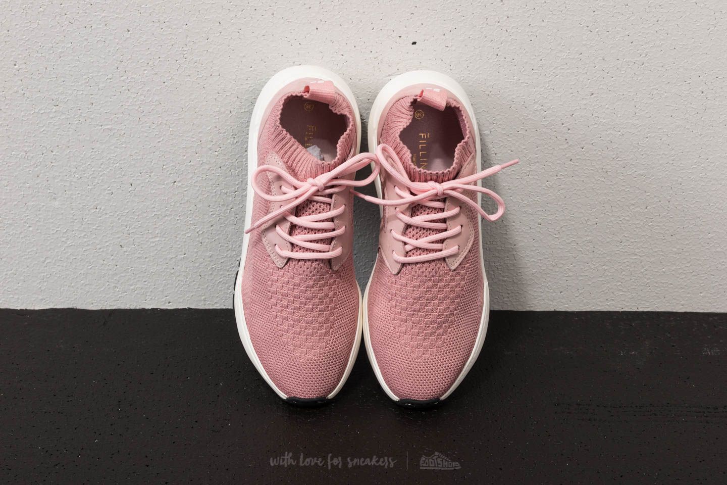Knit speed arch runner top