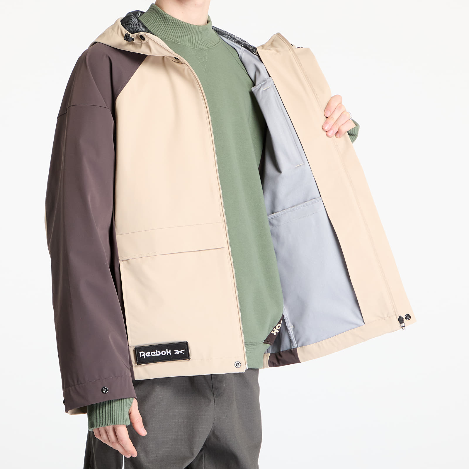 Bundy Reebok Utility Shell Jacket UNISEX Tan/ Unearthed Brown