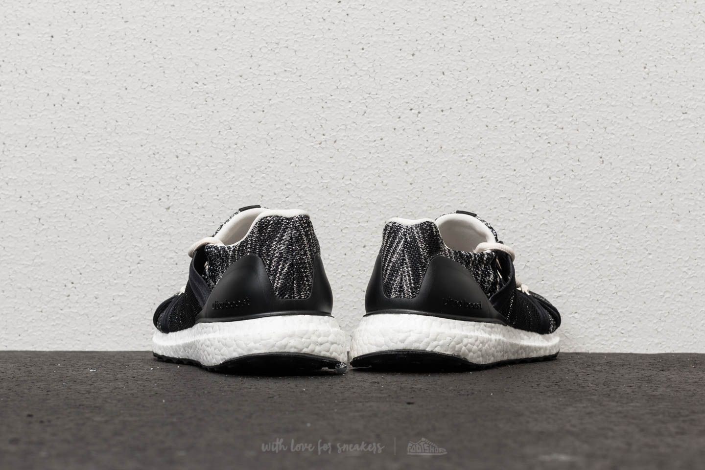 Moteriška avalynė adidas x Stella McCartney Ultraboost Parley Core Black/ Core Black/ Core White