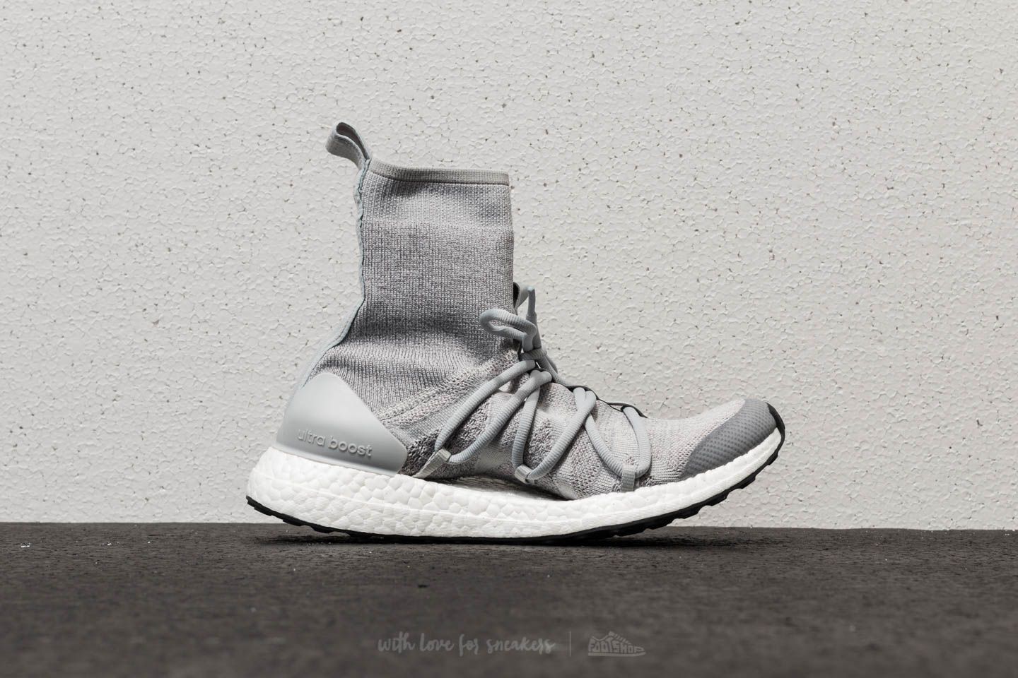 Ultraboost x mid shoes outlet