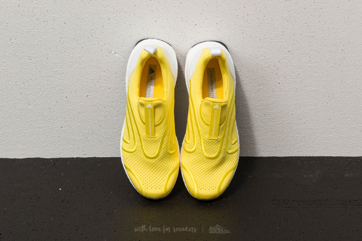Ultra boost uncaged stella mccartney top