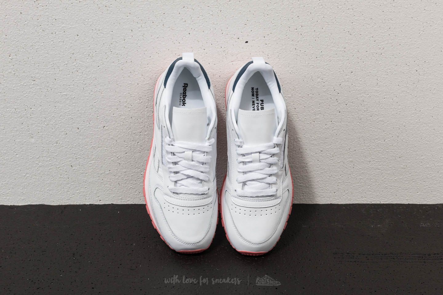 Reebok x publish discount