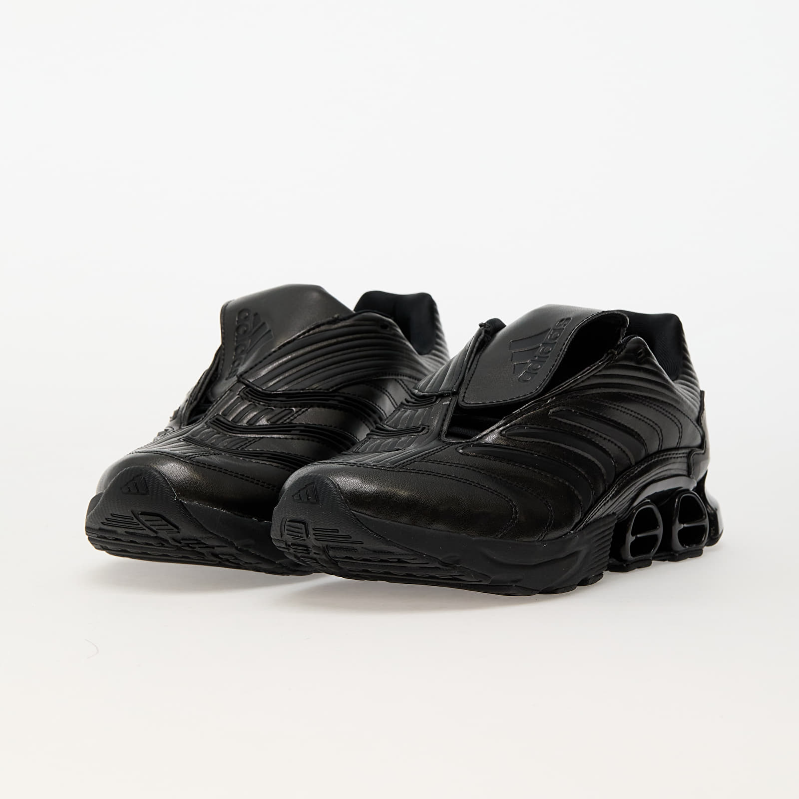 Pánské tenisky a boty adidas Predator Megaride Core Black/ Core Black/ Core Black