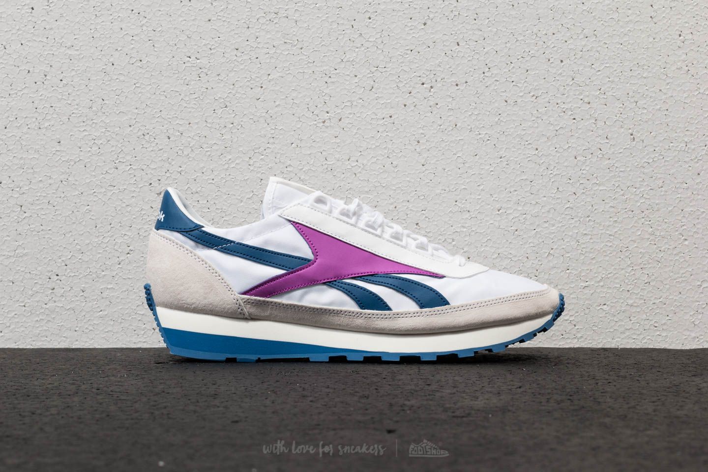 Men's shoes Reebok Aztec OG BY White/ Lagoon/ Violet