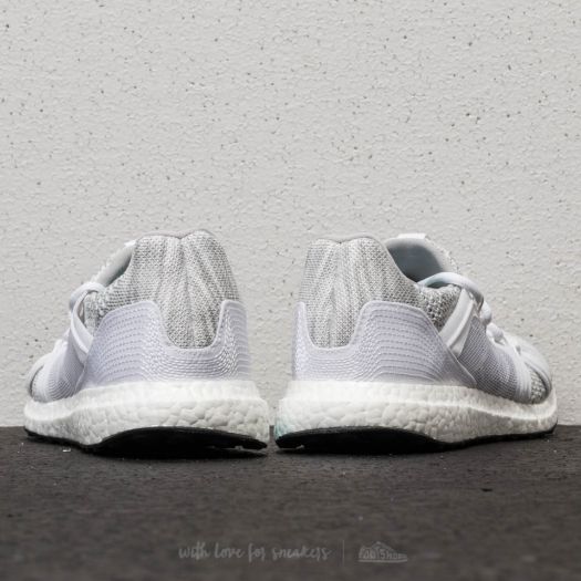 Stella mccartney ultra boost parley online