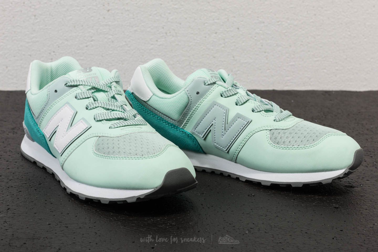 Sneaker und Schuhe fur Kinder New Balance 574 Pastel Green Footshop