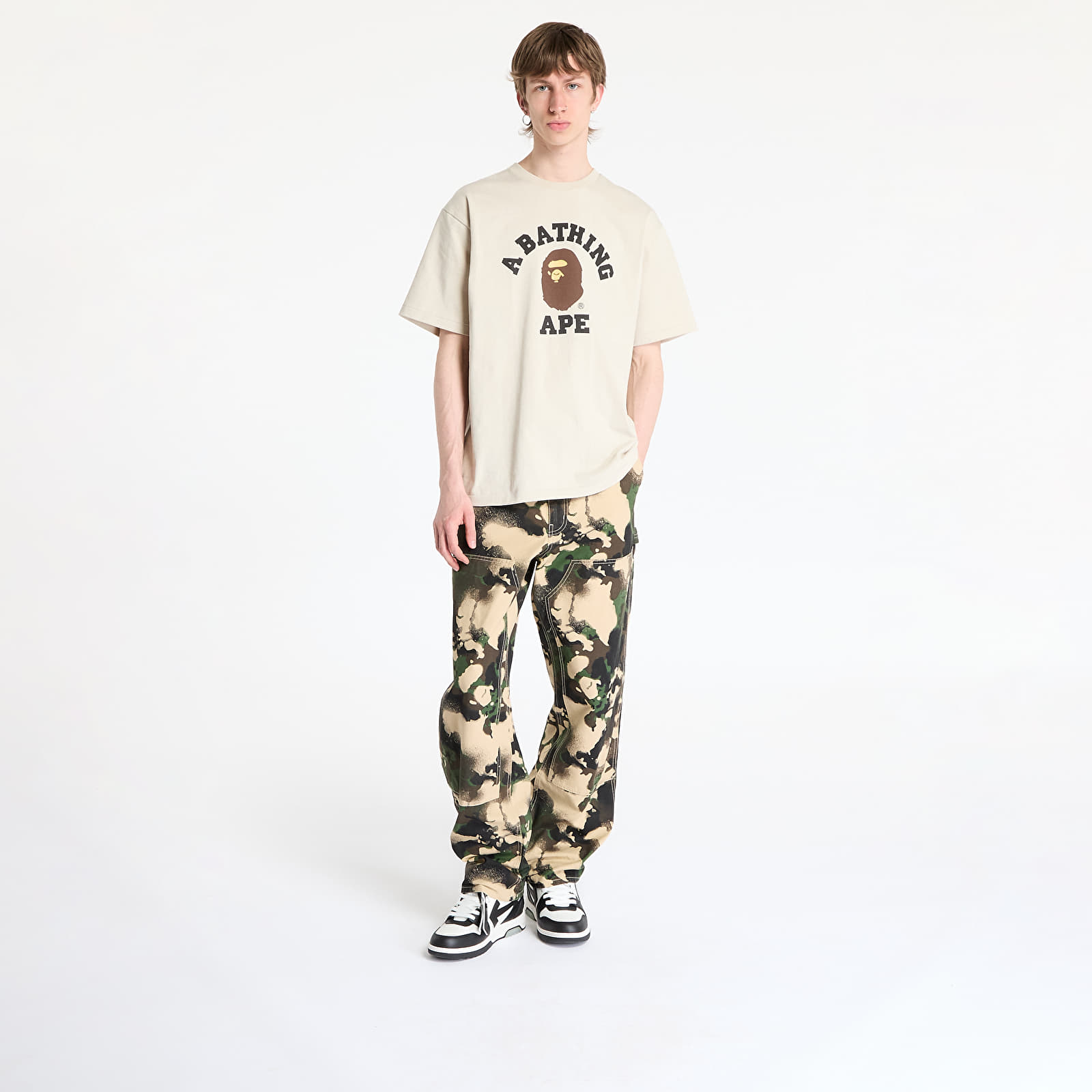 T-shirts A BATHING APE College Tee UNISEX Beige
