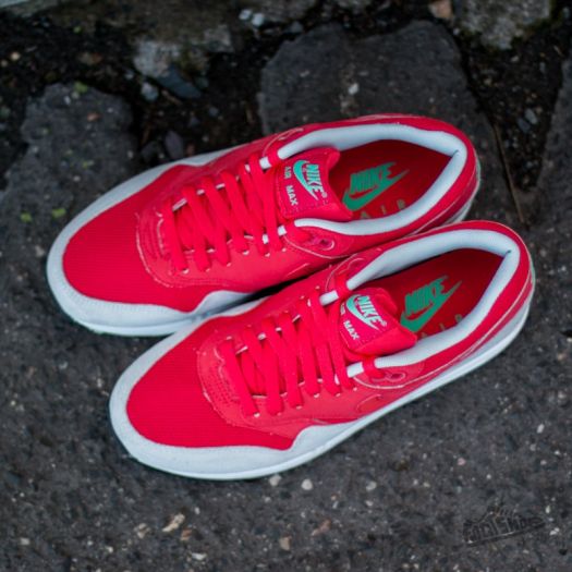 Zapatos Nike Air Max Essential Daring/Daring Red-Grey Footshop