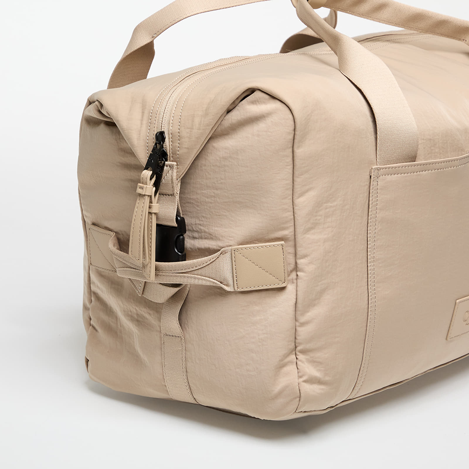 Tašky cez rameno Calvin Klein Jeans Metro Nylon Weekender Bag Gray