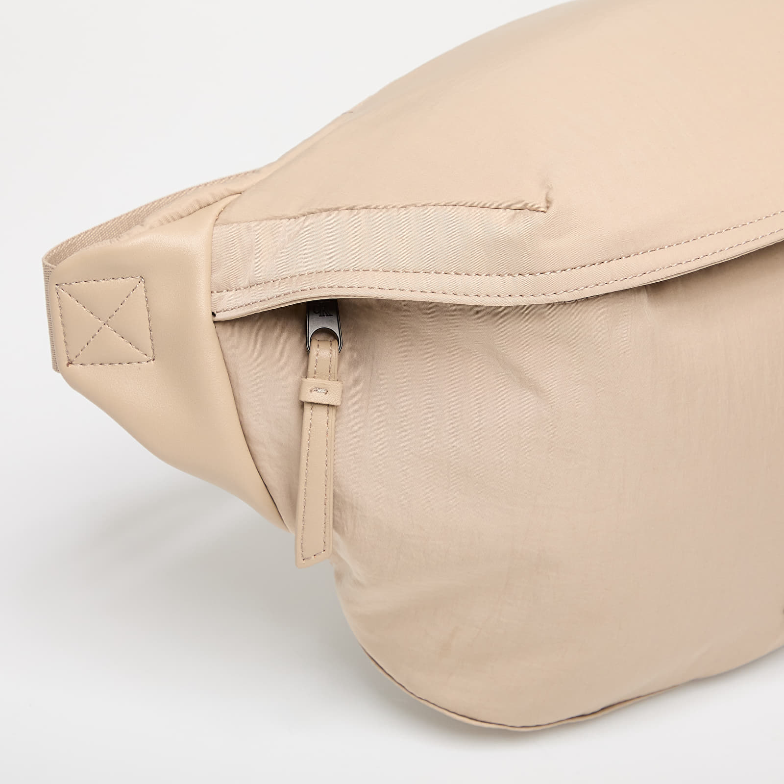 Hip bags Calvin Klein Jeans Metro Oversized Waistbag Gray