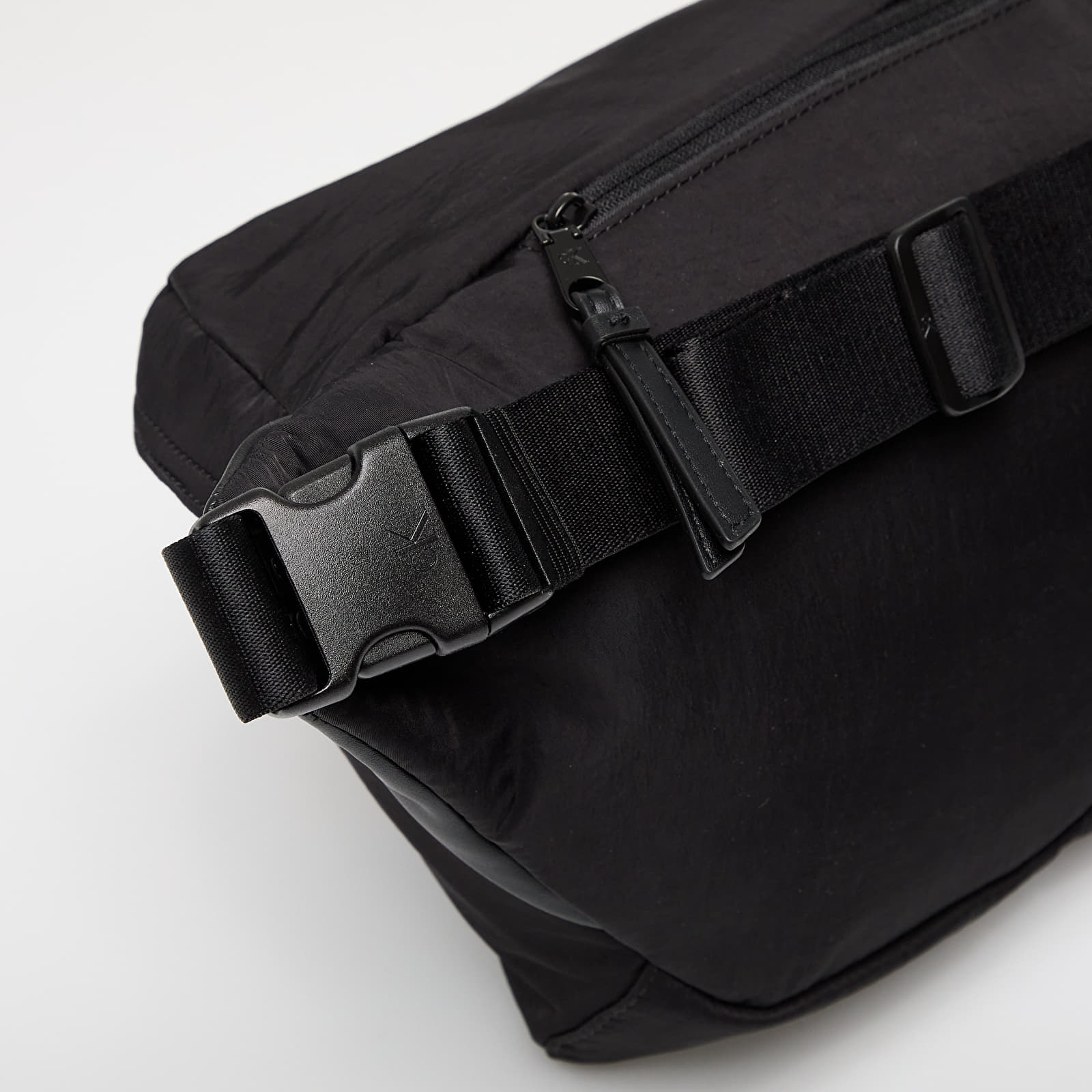 Nerki Calvin Klein Jeans Metro Nylon Oversized Waistbag Black