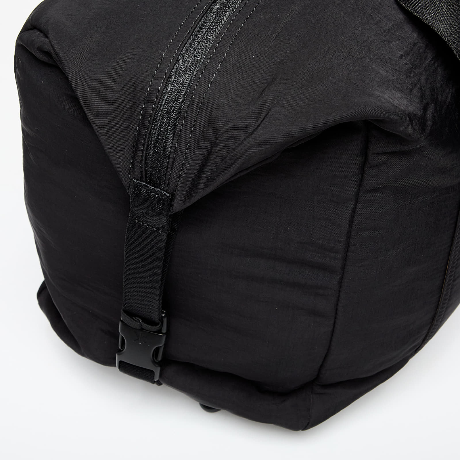 Tašky cez rameno Calvin Klein Jeans Metro Nylon Conv Bag Black