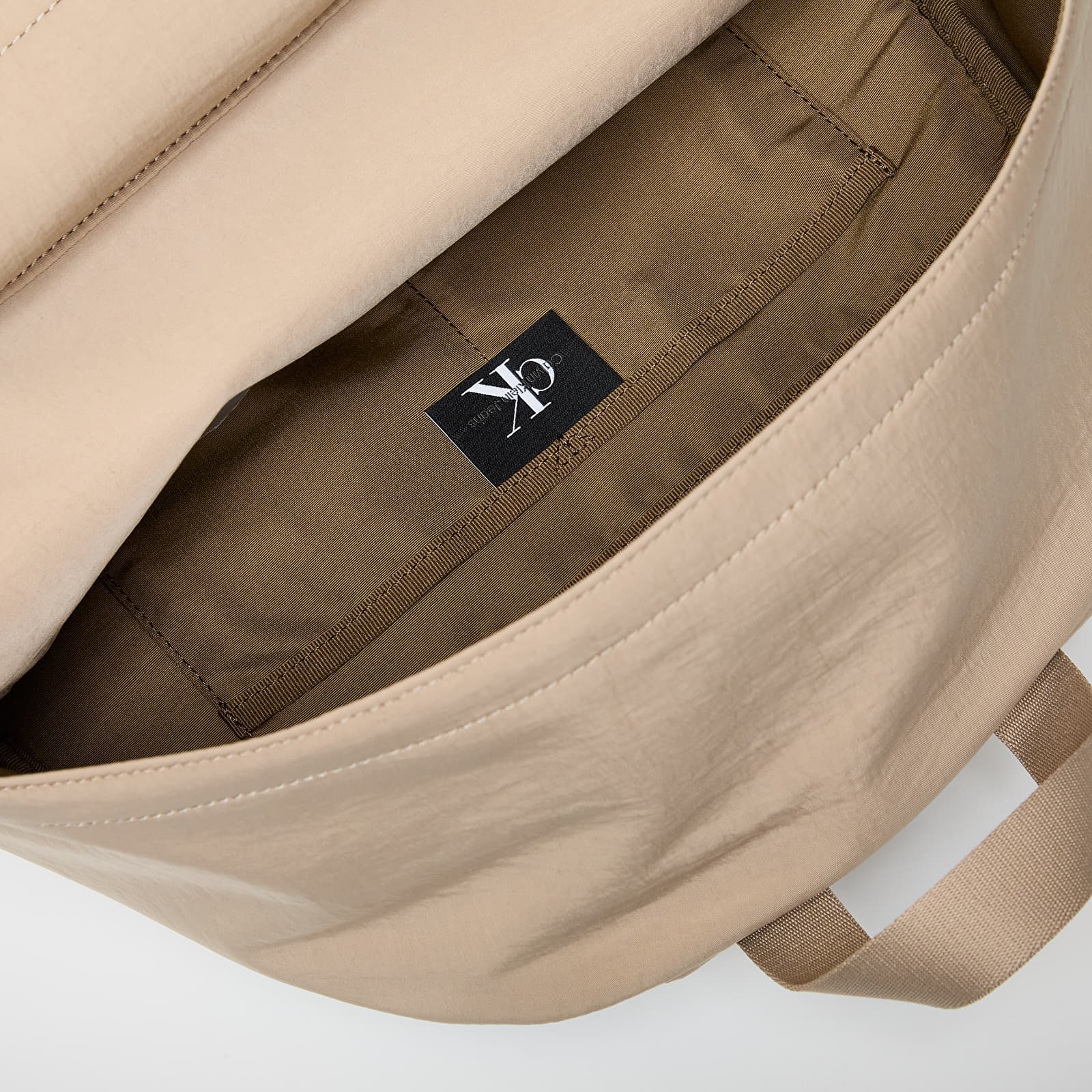 Sac à dos homme Calvin Klein Jeans Metro Nylon Backpack Beige