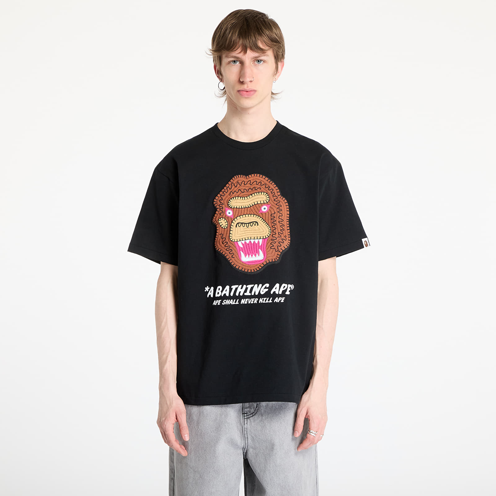 Trička A BATHING APE Embroidery Style Souvenir Logo Tee UNISEX Black