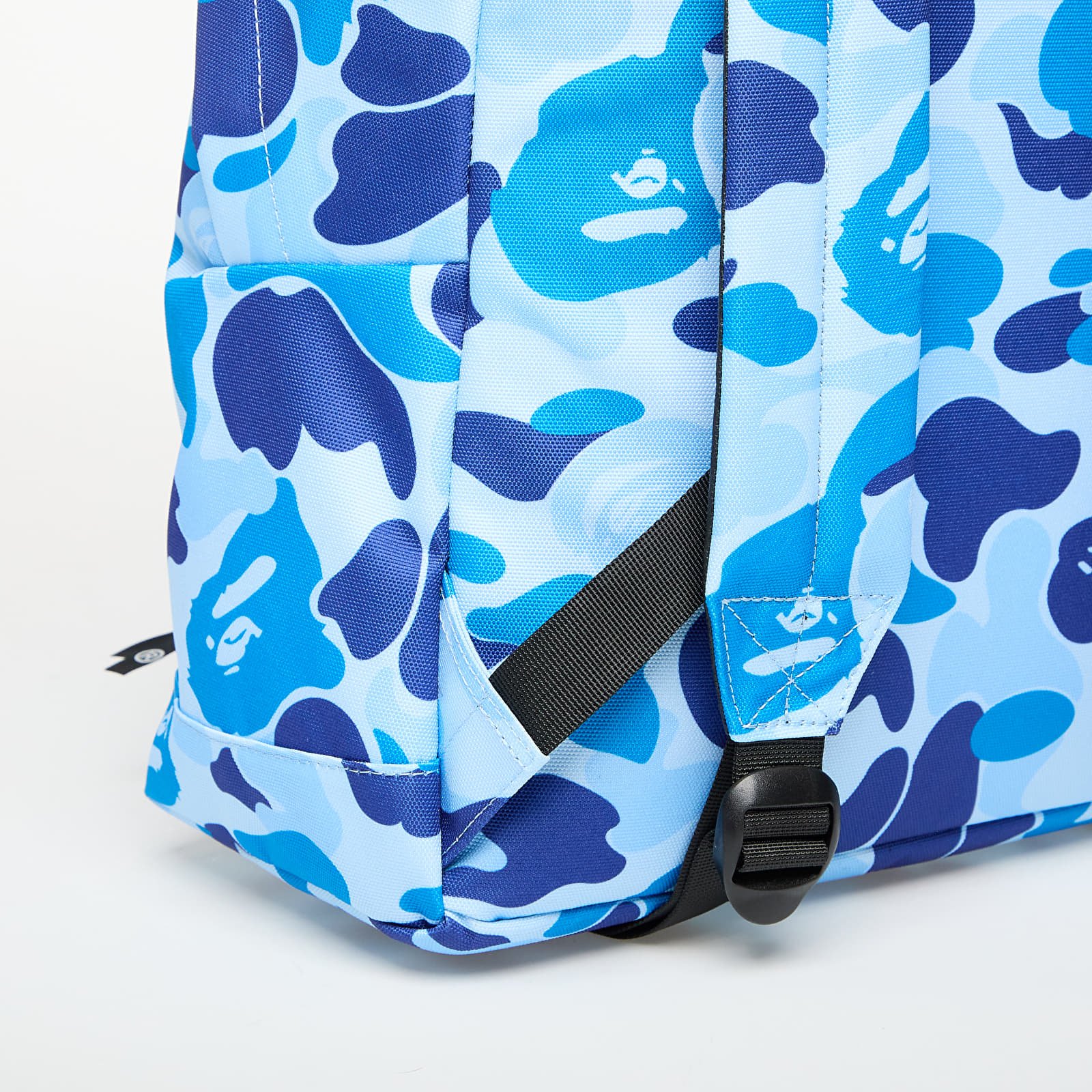 Batohy A BATHING APE Abc Camo Shark Daypack Blue