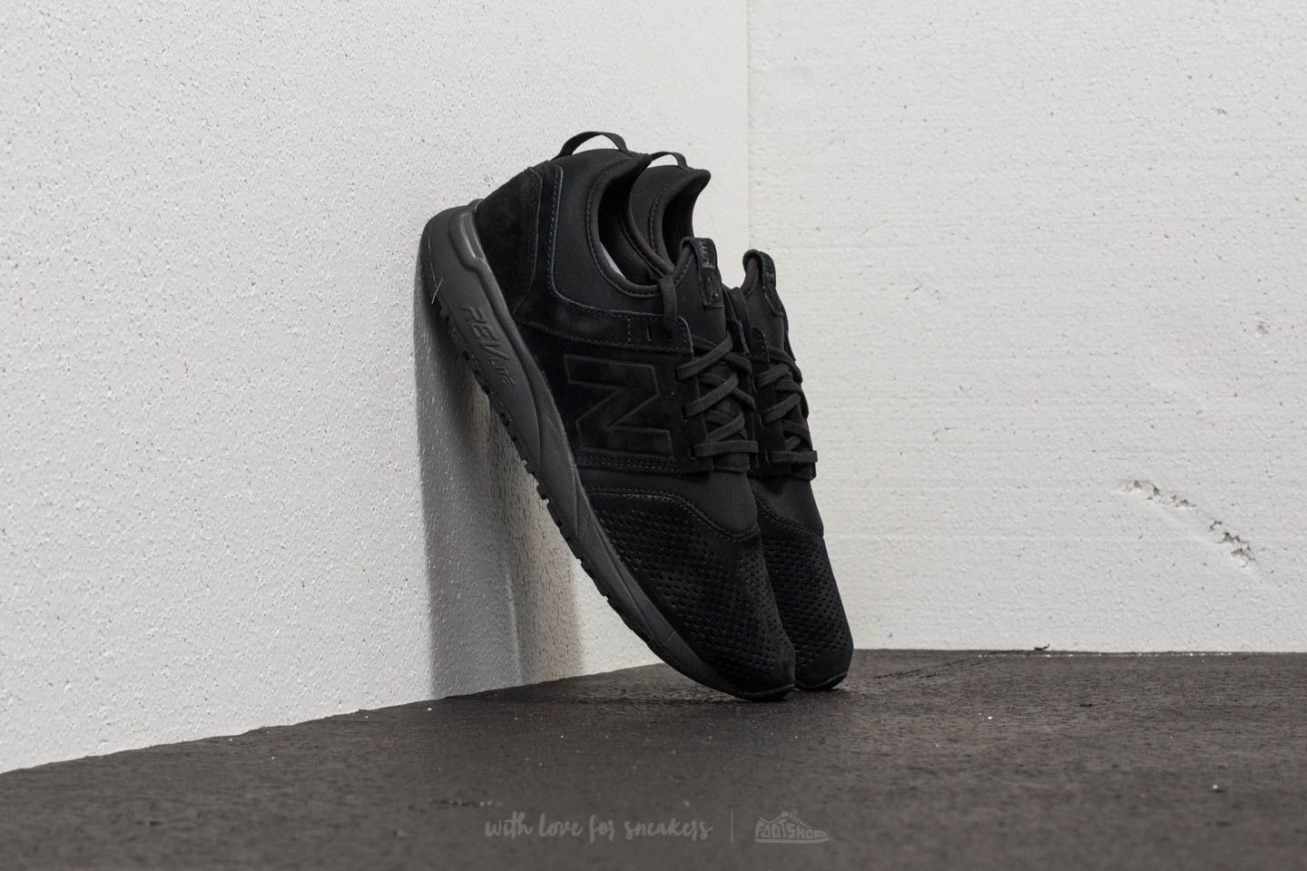 Scarpe uomo New Balance 247 Black Footshop