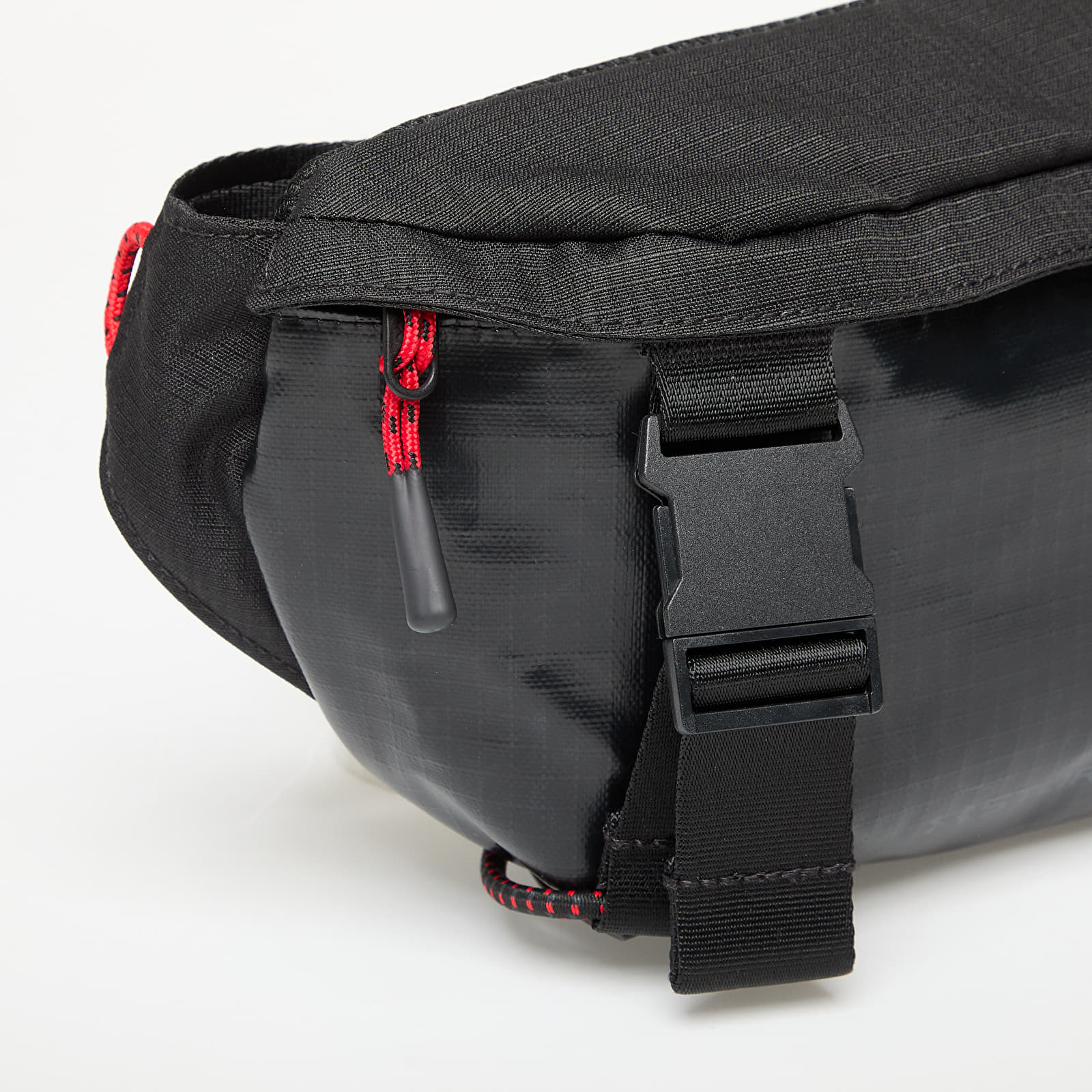 Hip-laukut Under Armour Summit Trail Waist Bag Black