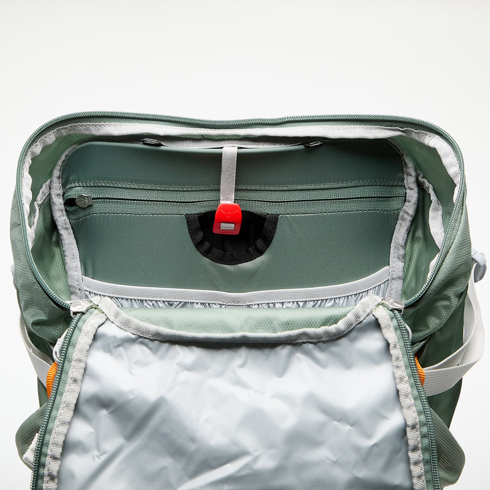 Plecaki Osprey Hikelite Zip 3 Backpack Pine Leaf Green